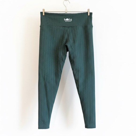 BOOTY By Brabants Curvy Leggings in Ivy - Picture 4 of 5